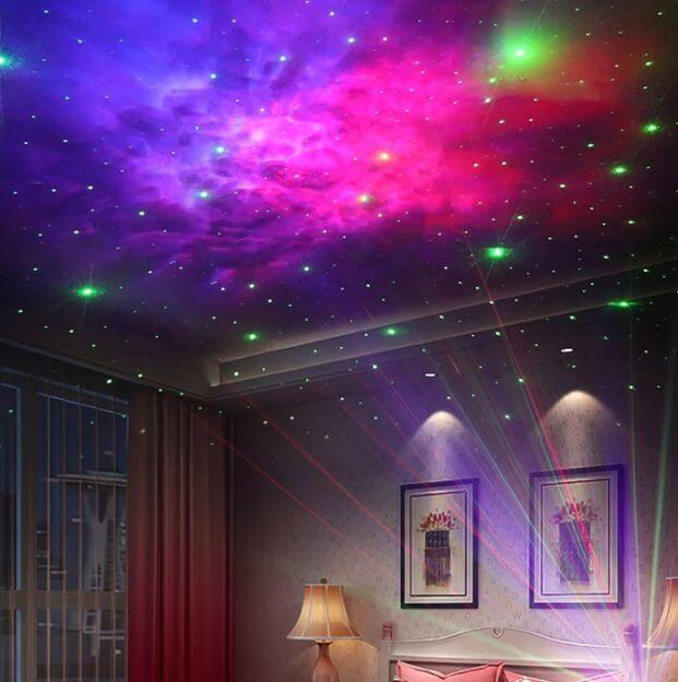 Projetor Astronauta Céu Estrelado - Transforme Seu Ambiente e Ilumine sua noite!